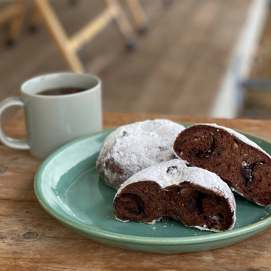 〜新商品紹介〜ショコラシュトーレンベーグル